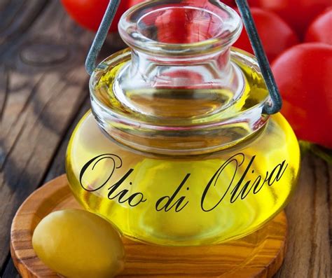  Olio di Oliva: Un Tesoro Italiano per la Cosmetica e l'Alimentazione!